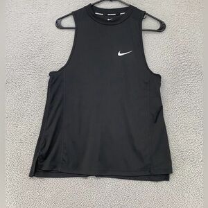 ☑️👟NIKE CROPPED RUNNING TANK